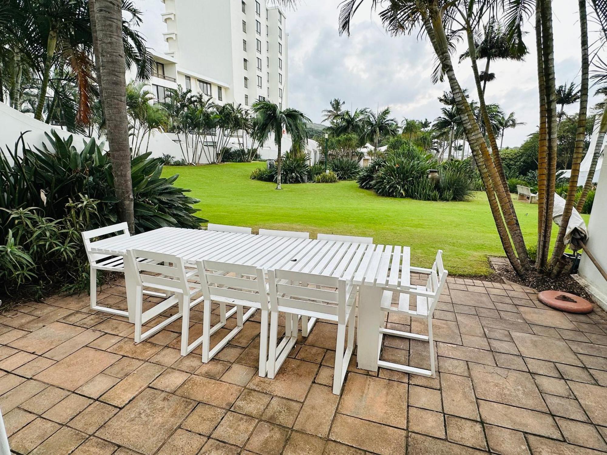 Breakers Resort Apartments Durban Exterior photo